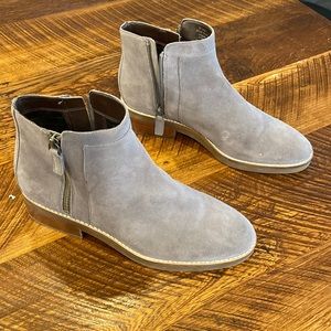 Cole Haan, size 9, grey suede, excellent condition, barely worn